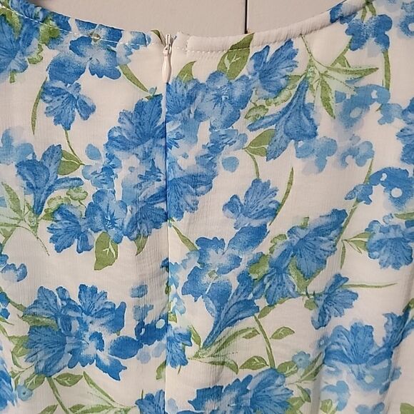 Glorious White & Blue Floral Ruffled Dress - Picture 7 of 7